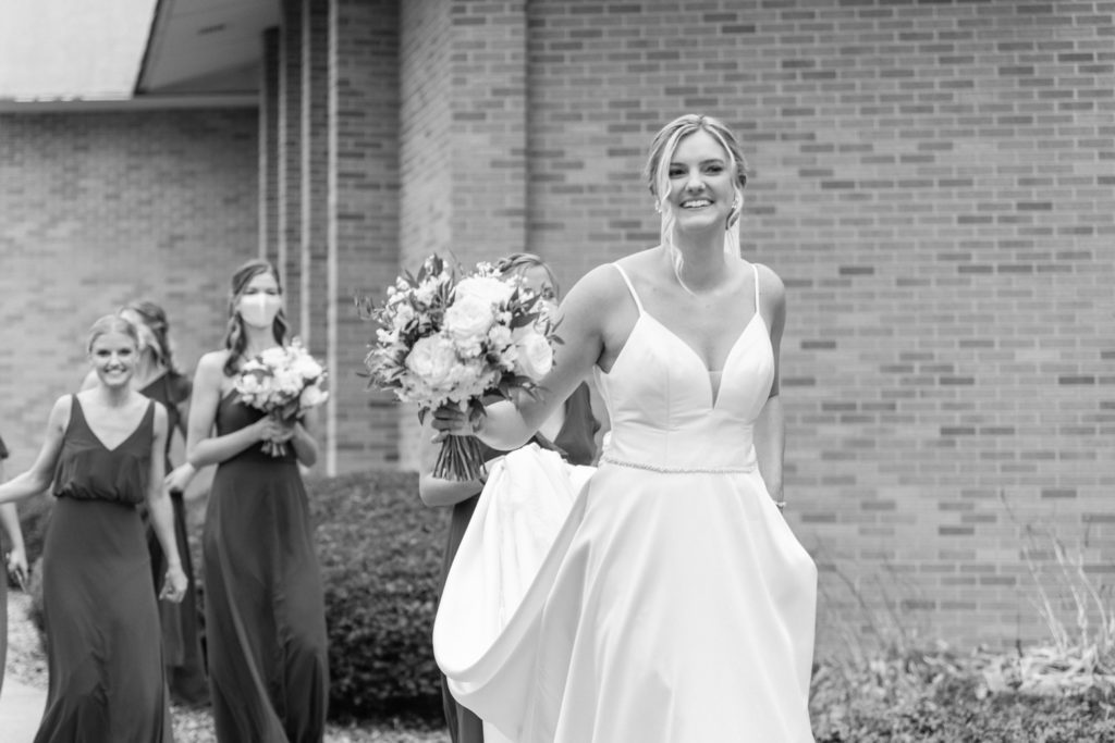 Fort Wayne Indiana Wedding Photographer Emerald Green and Gold Downtown Fort Wayne Wedding Venue Rose Courts Photography