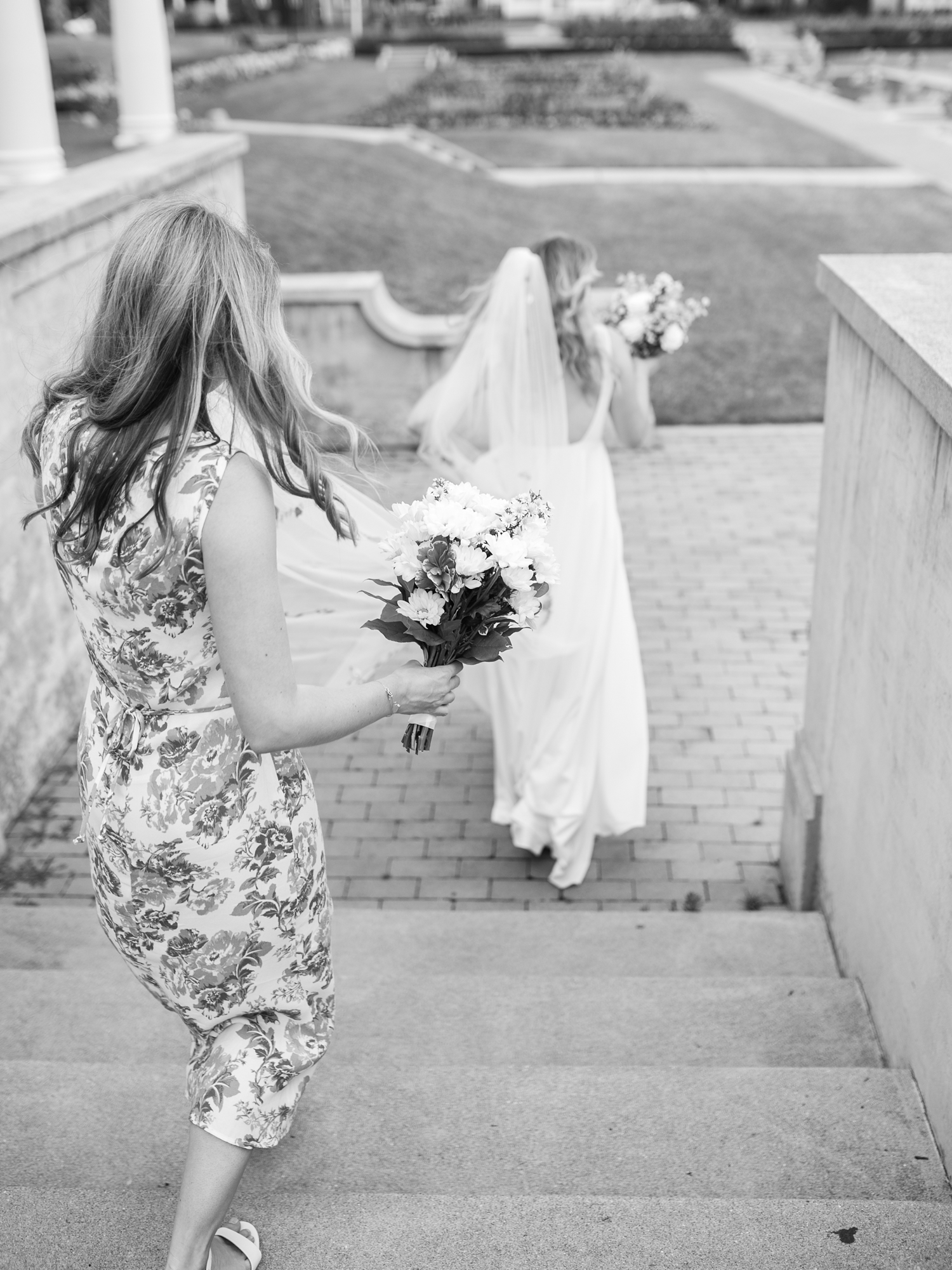 Downtown Fort Wayne Wedding by Indiana Wedding Photographer Courtney Rudicel 