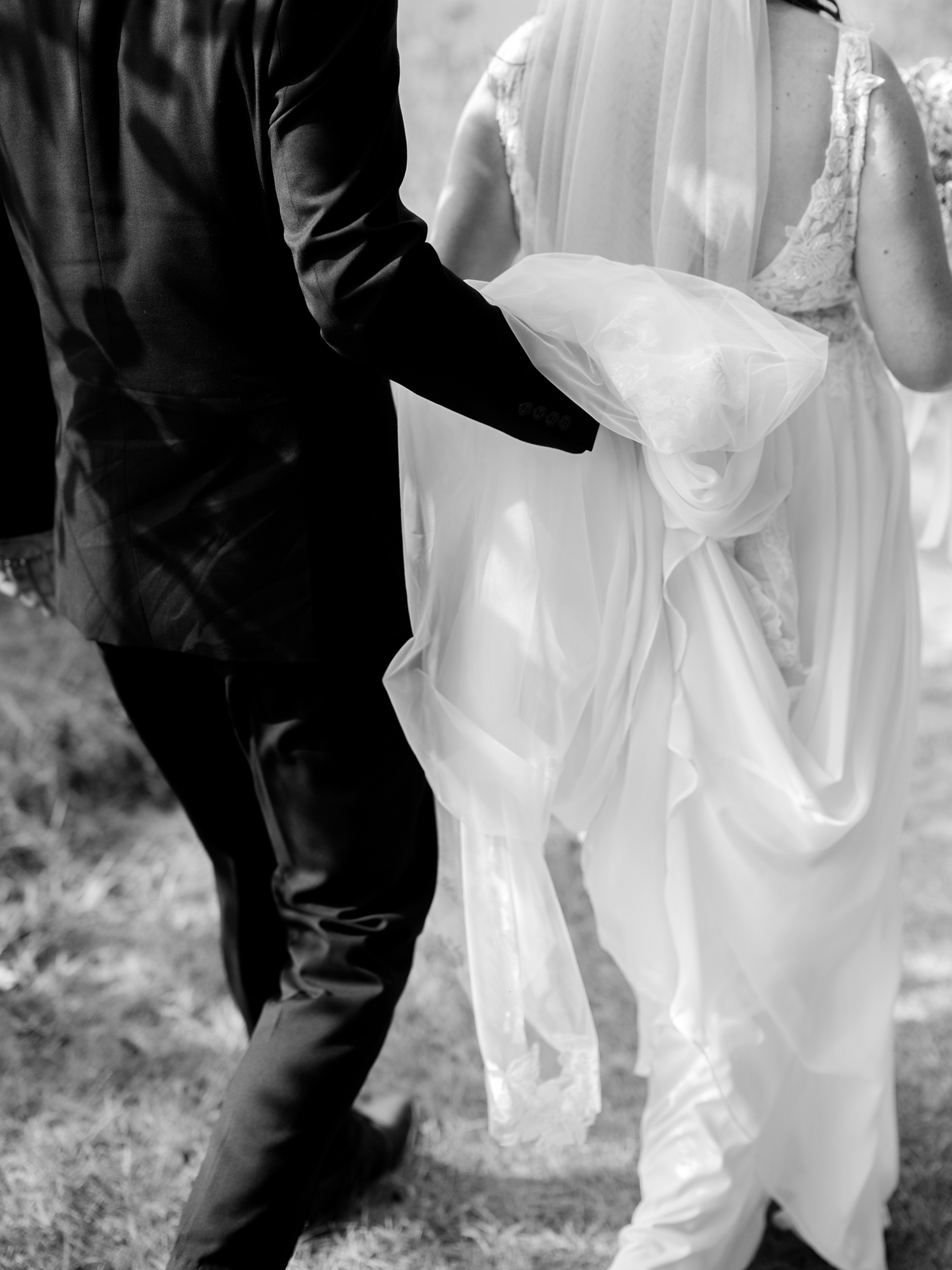 Colorful Wildflower Wedding at The Wooded Knot by South Bend Wedding Photographer Courtney Rudicel