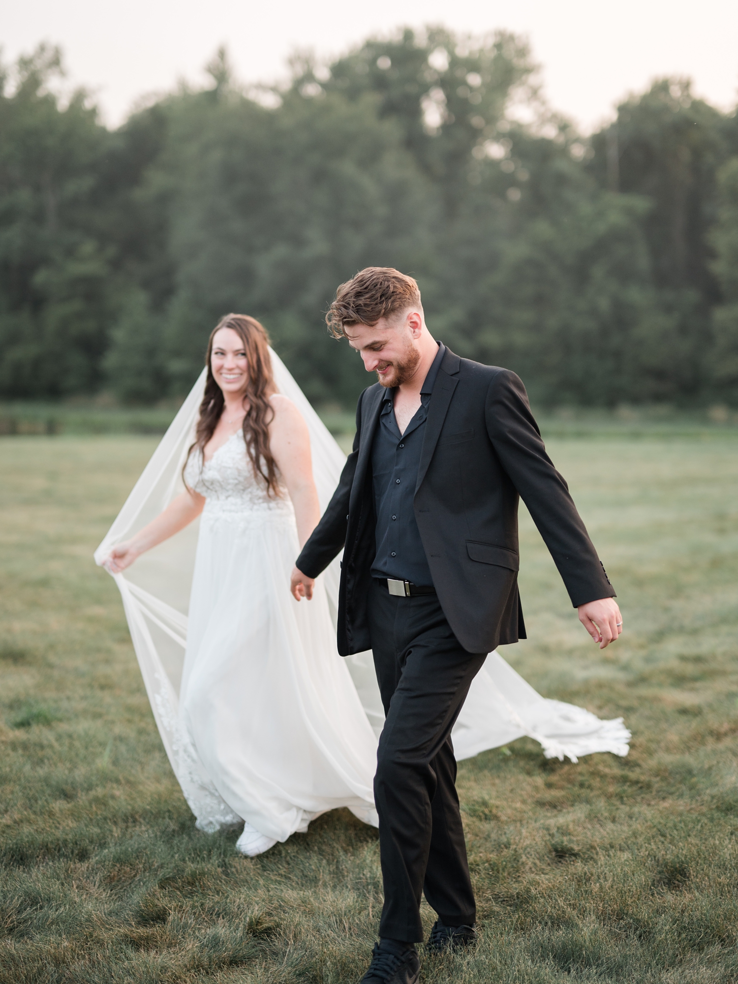 Colorful Wildflower Wedding at The Wooded Knot by South Bend Wedding Photographer Courtney Rudicel