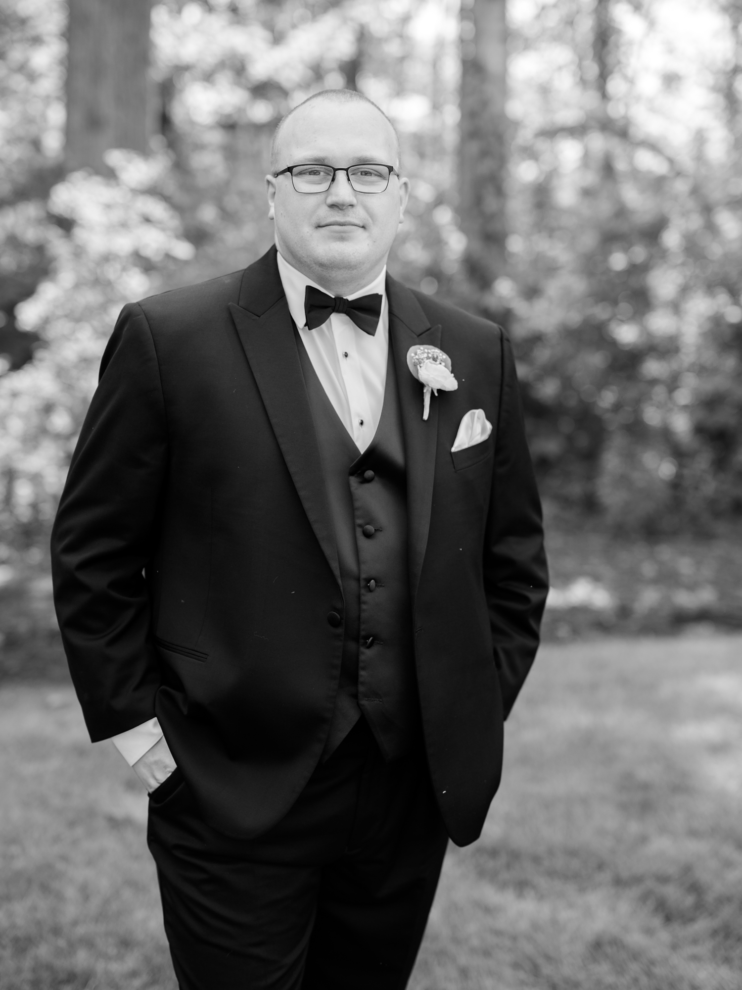 Elegant Black Tie Summer Wedding by Indianapolis Wedding Photographer Courtney Rudicel