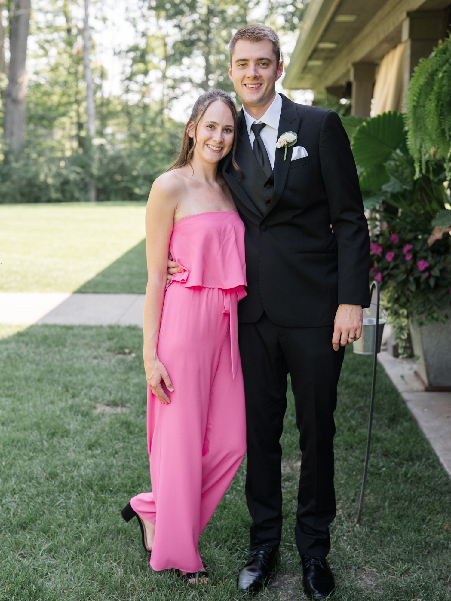 Elegant Black Tie Summer Wedding by Indianapolis Wedding Photographer Courtney Rudicel