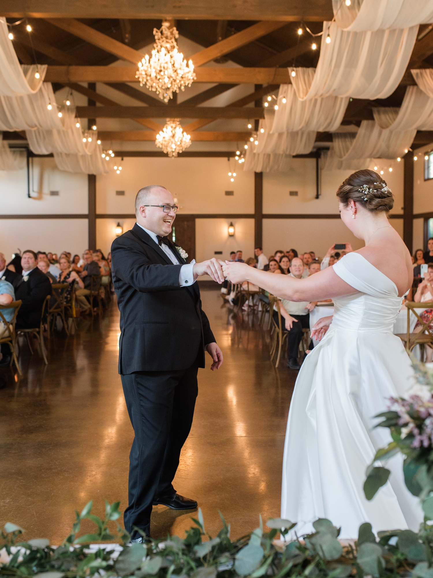 Elegant Black Tie Summer Wedding by Indianapolis Wedding Photographer Courtney Rudicel