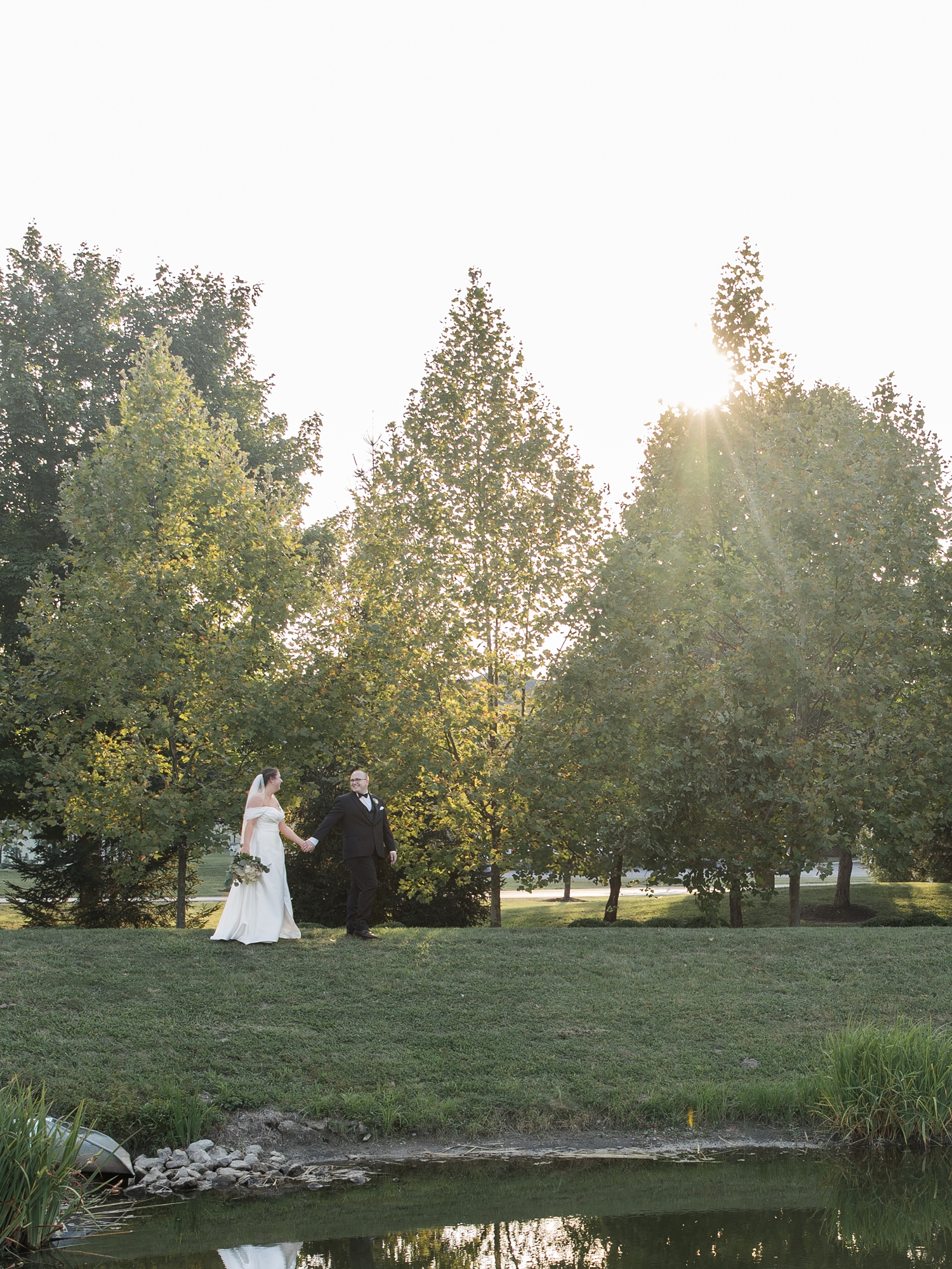 Elegant Black Tie Summer Wedding by Indianapolis Wedding Photographer Courtney Rudicel