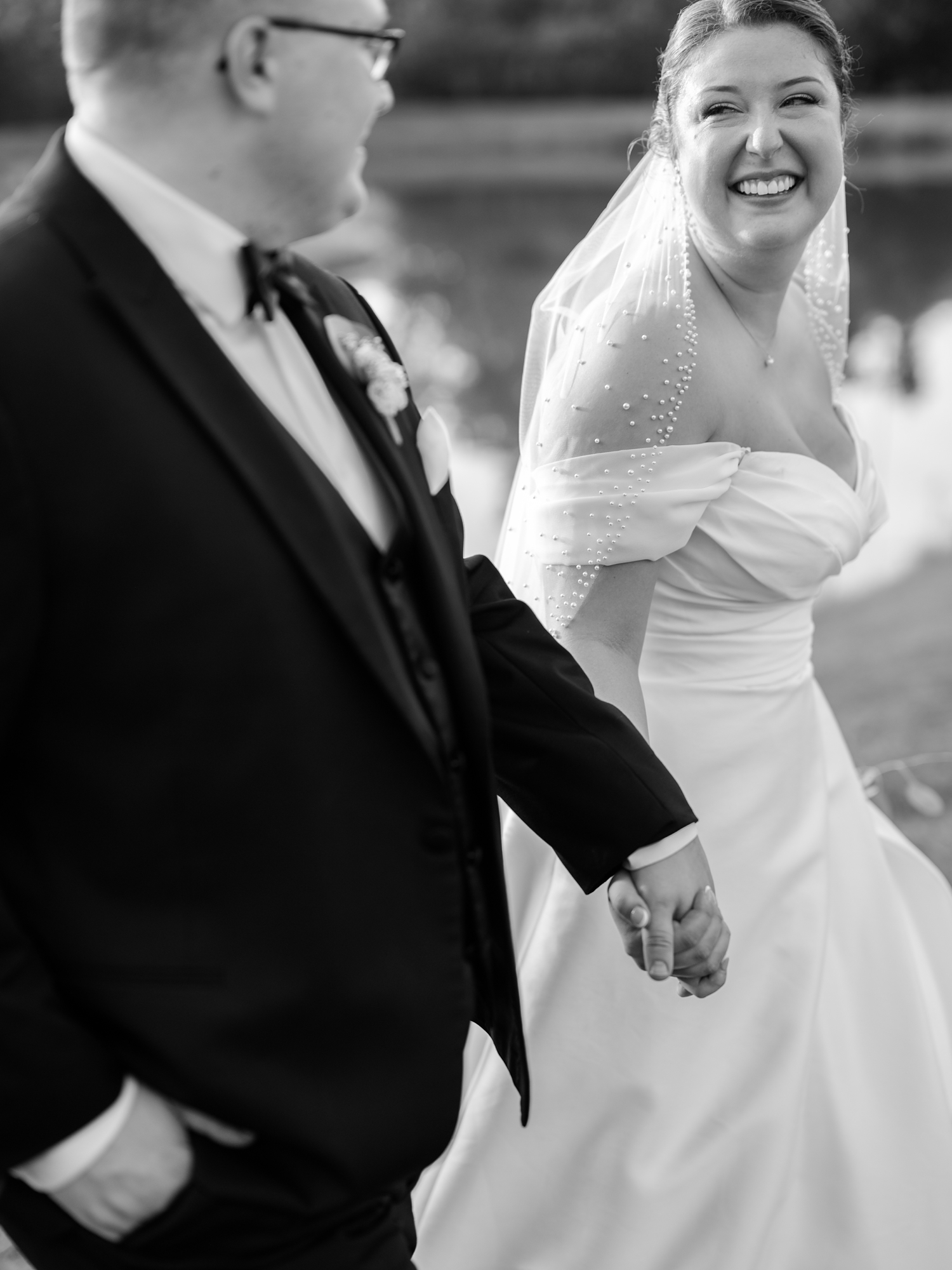 Elegant Black Tie Summer Wedding by Indianapolis Wedding Photographer Courtney Rudicel