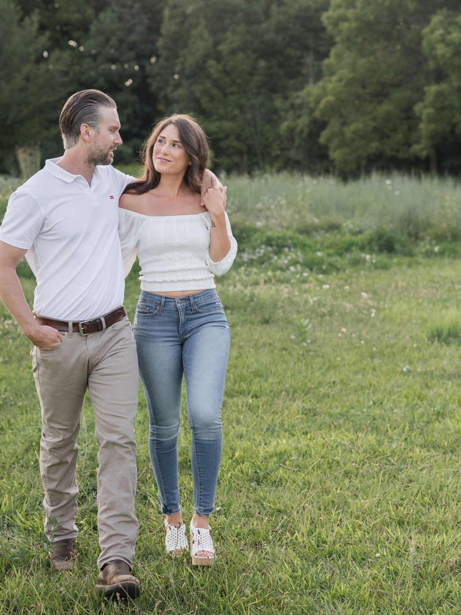 Fort Wayne Engagement Session at Metea Park by Fort Wayne Wedding Photographer Courtney Rudicel