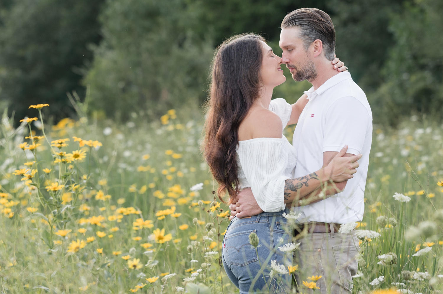 Fort Wayne Engagement Session at Metea Park by Fort Wayne Wedding Photographer Courtney Rudicel