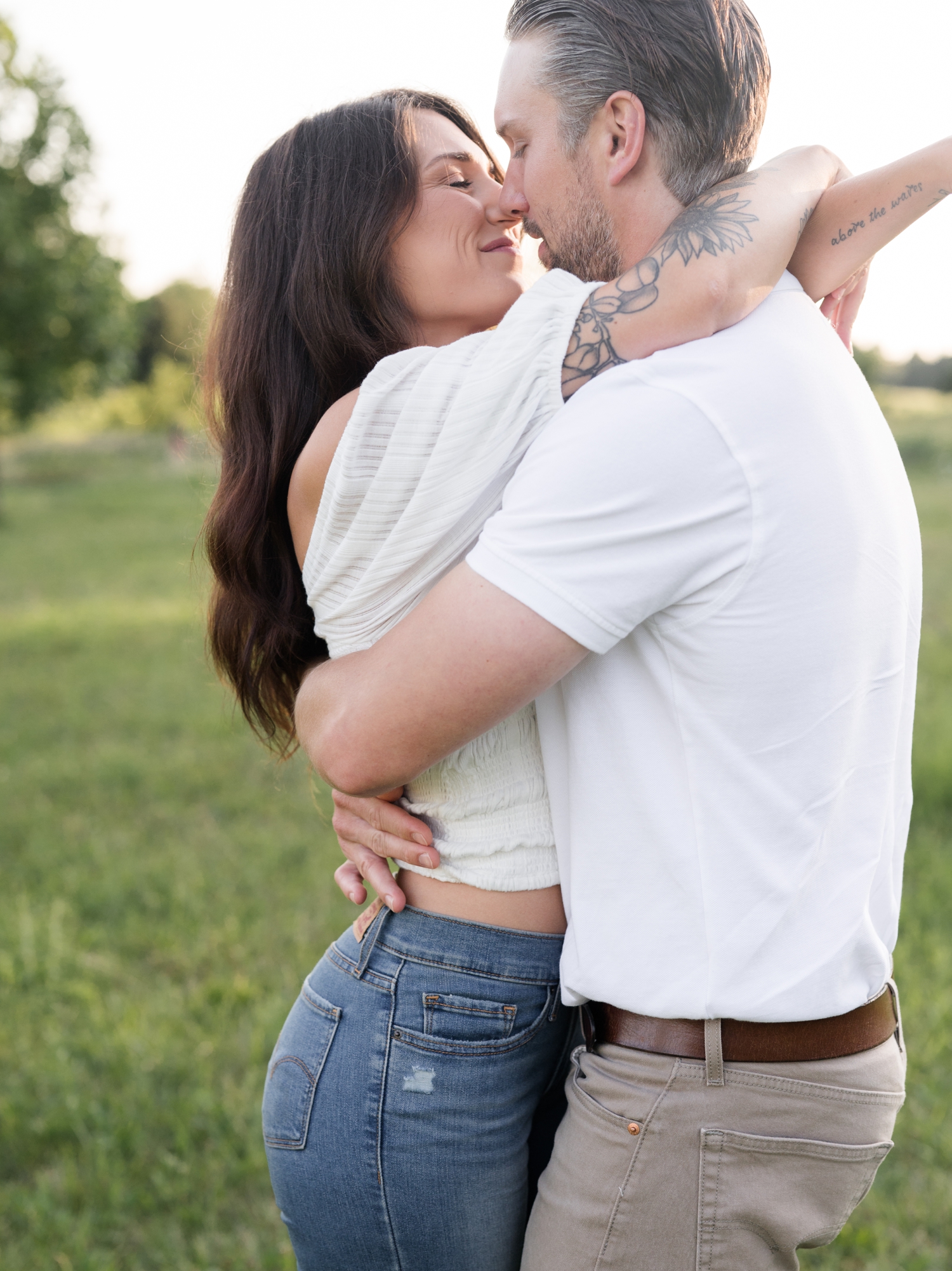 Fort Wayne Engagement Session at Metea Park by Fort Wayne Wedding Photographer Courtney Rudicel