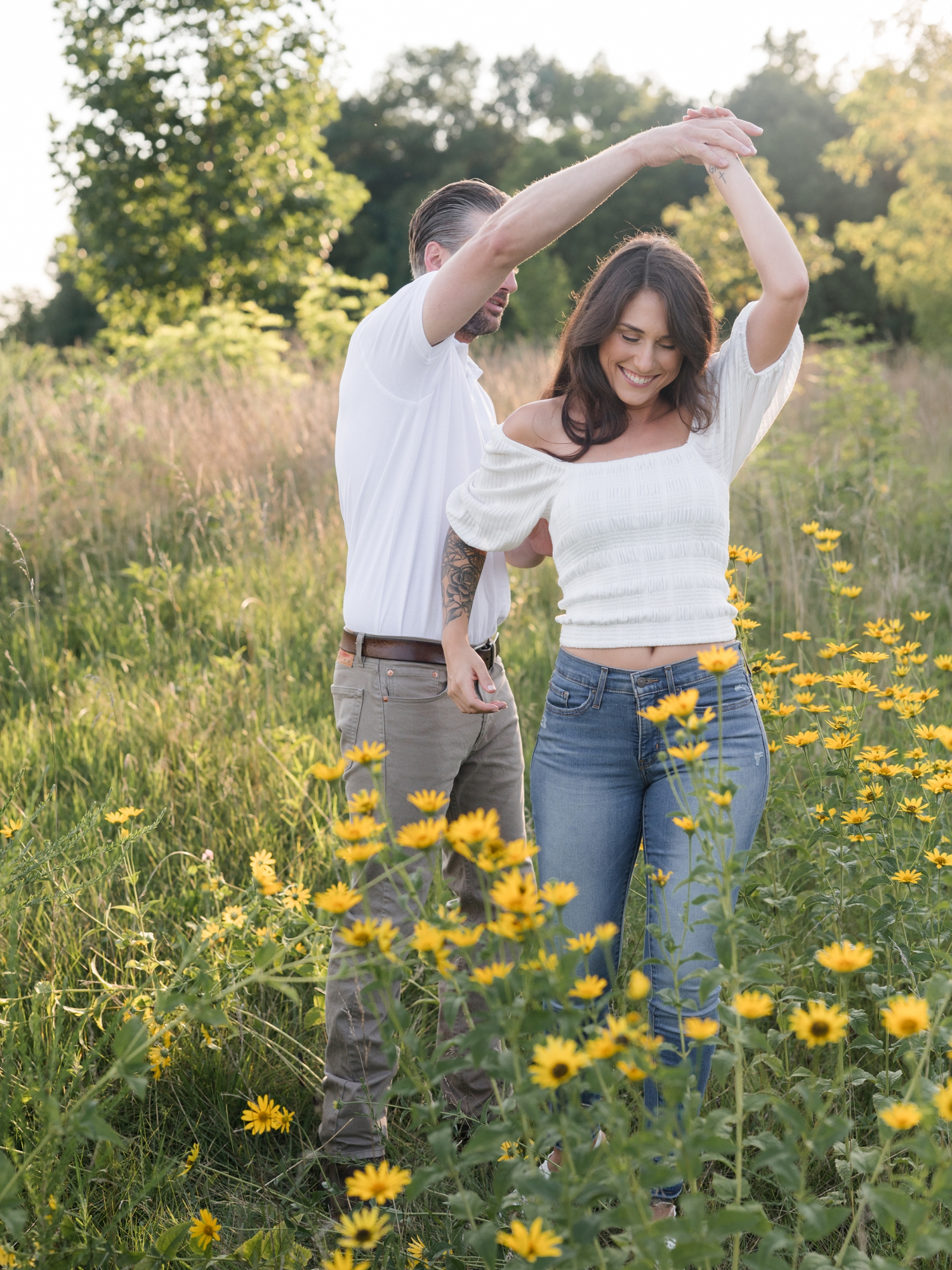 Fort Wayne Engagement Session at Metea Park by Fort Wayne Wedding Photographer Courtney Rudicel