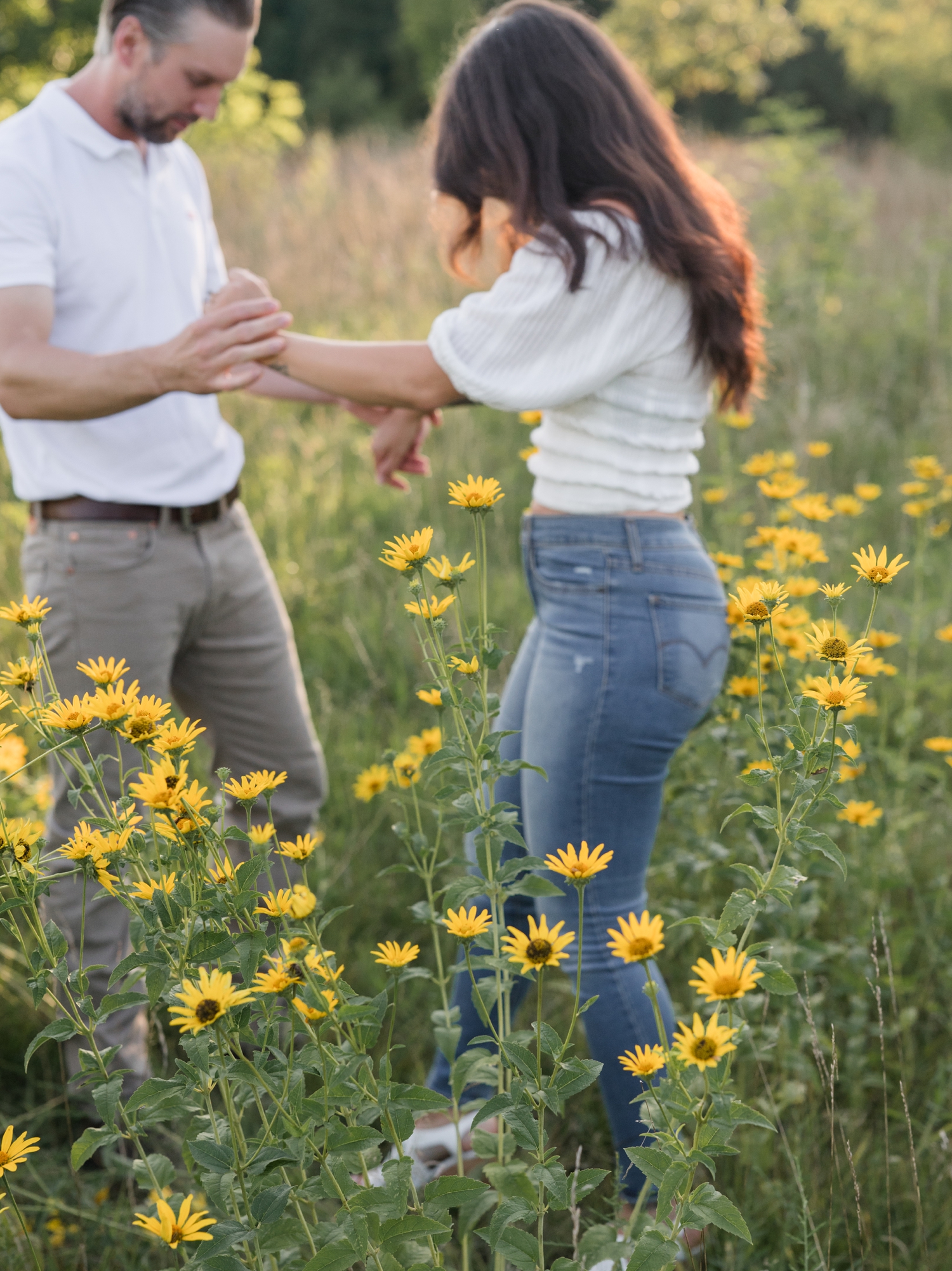 Fort Wayne Engagement Session at Metea Park by Fort Wayne Wedding Photographer Courtney Rudicel