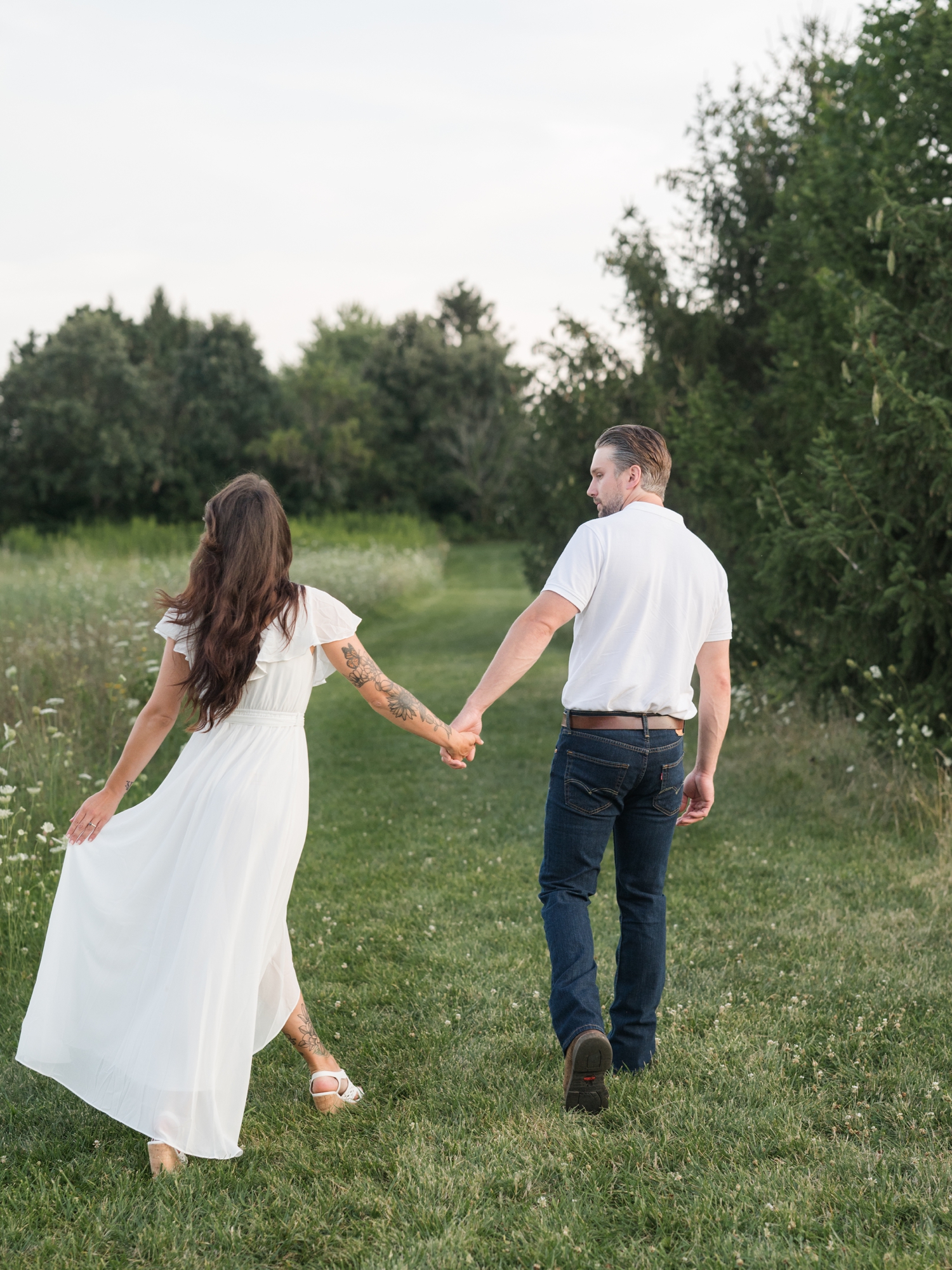 Fort Wayne Engagement Session at Metea Park by Fort Wayne Wedding Photographer Courtney Rudicel