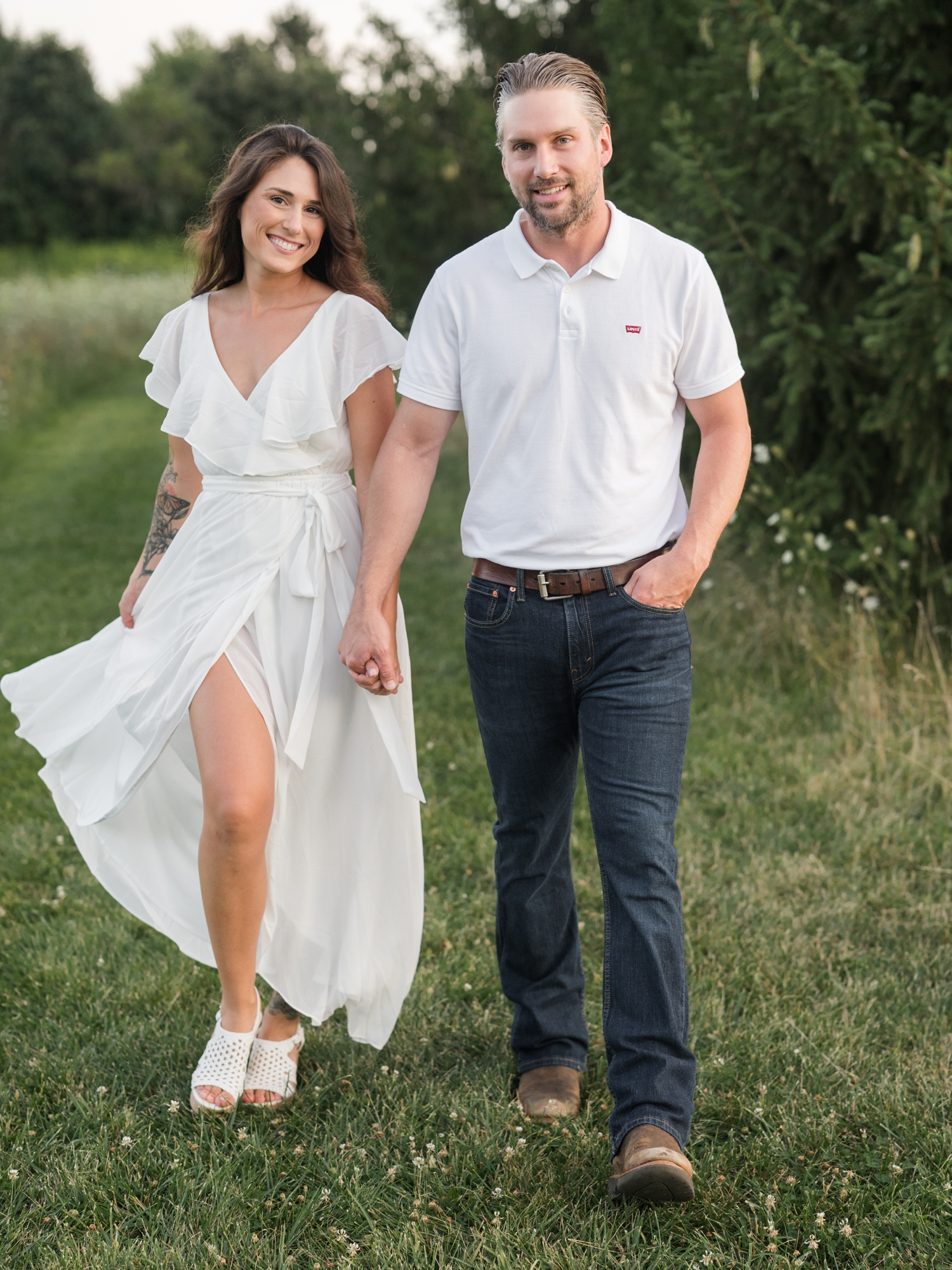 Fort Wayne Engagement Session at Metea Park by Fort Wayne Wedding Photographer Courtney Rudicel