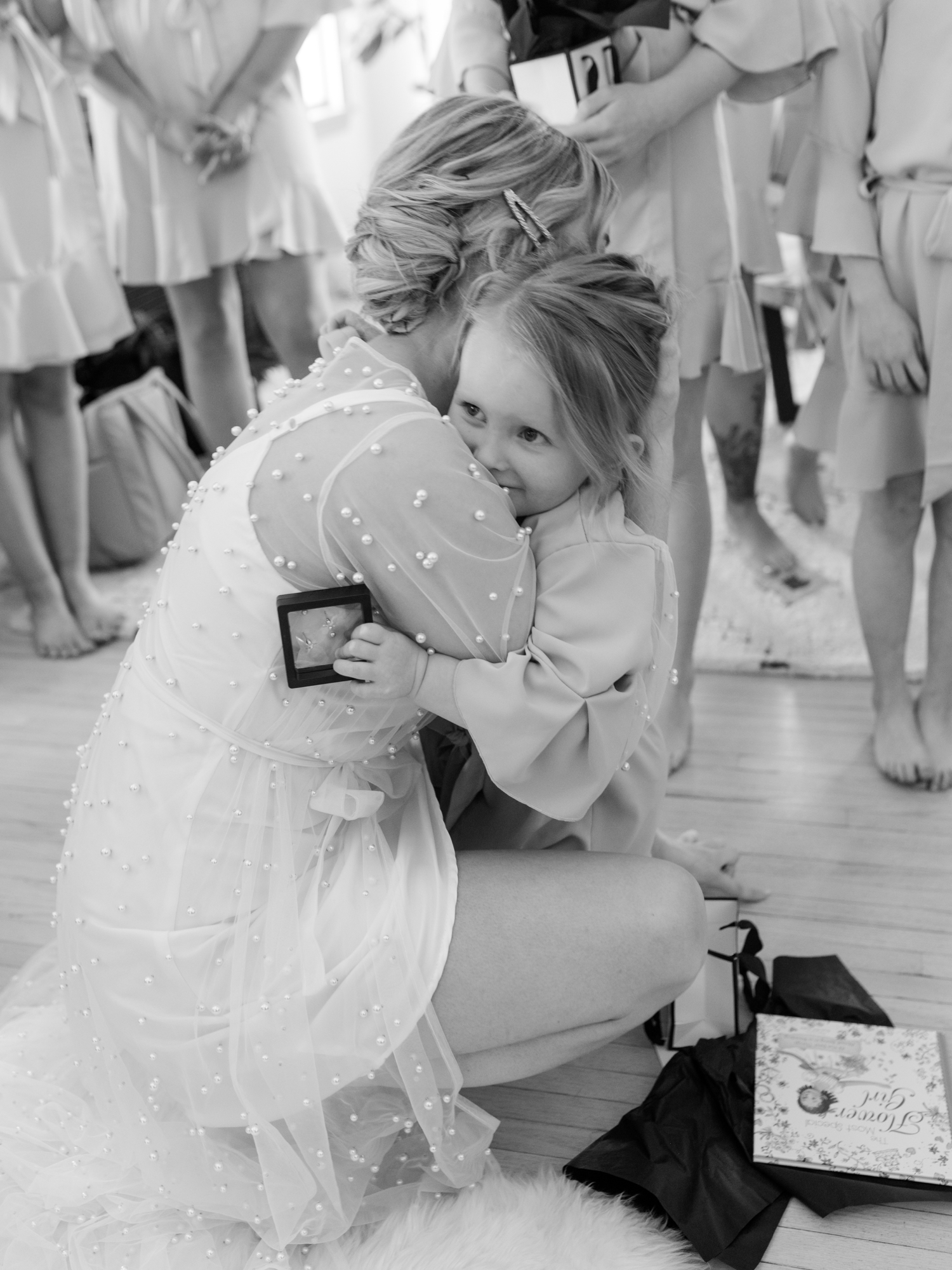 Elegant Neutral Wedding by Michigan Wedding Photographer Courtney Rudicel