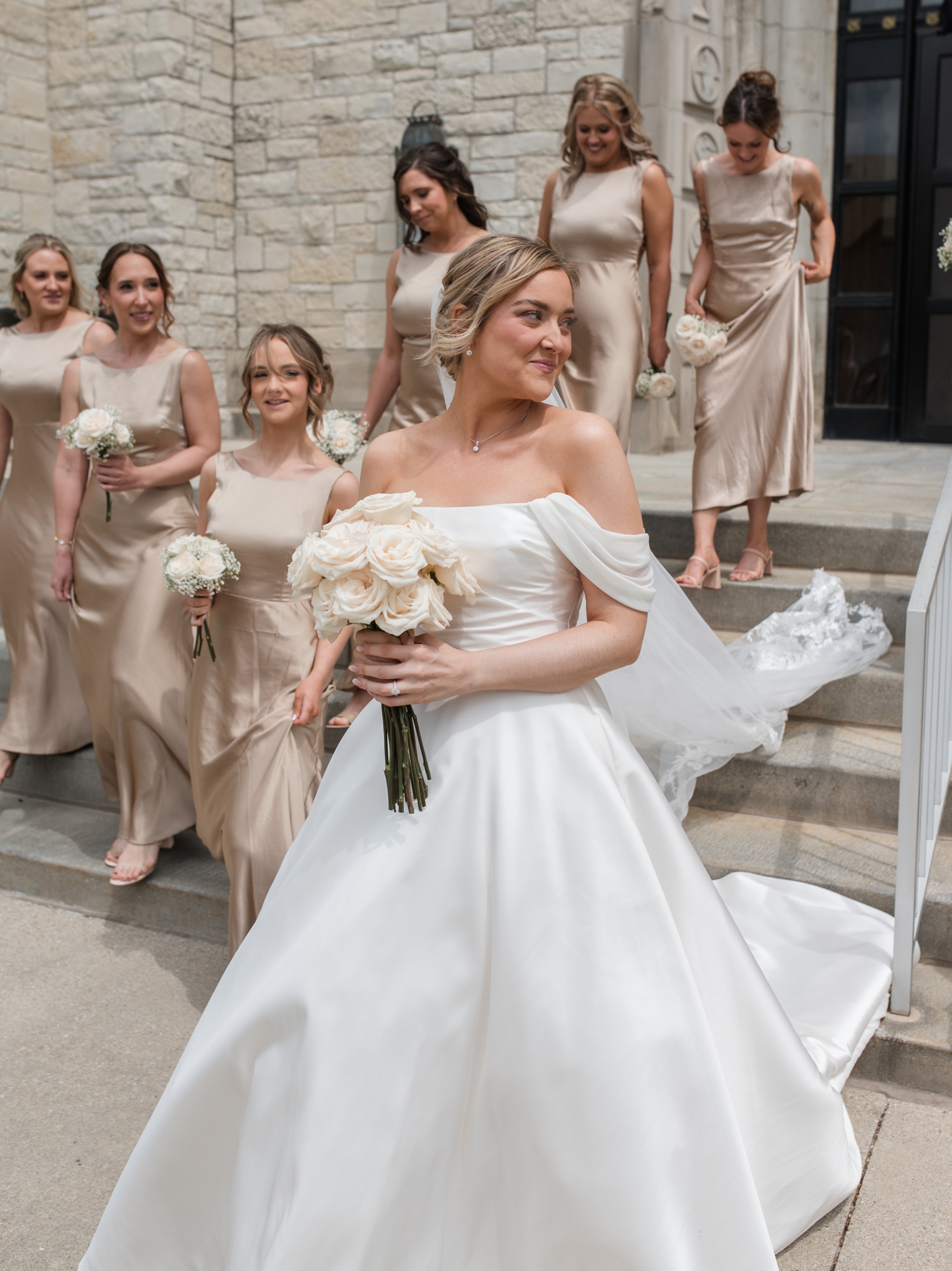 Elegant Neutral Wedding by Michigan Wedding Photographer Courtney Rudicel