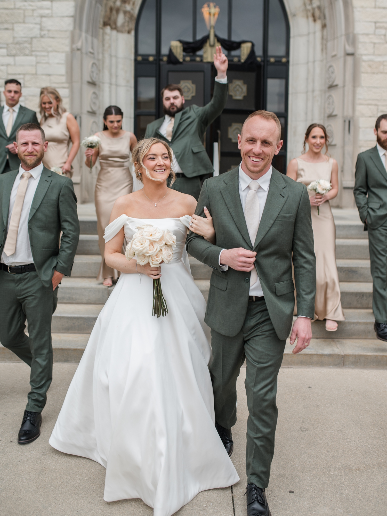 Elegant Neutral Wedding by Michigan Wedding Photographer Courtney Rudicel