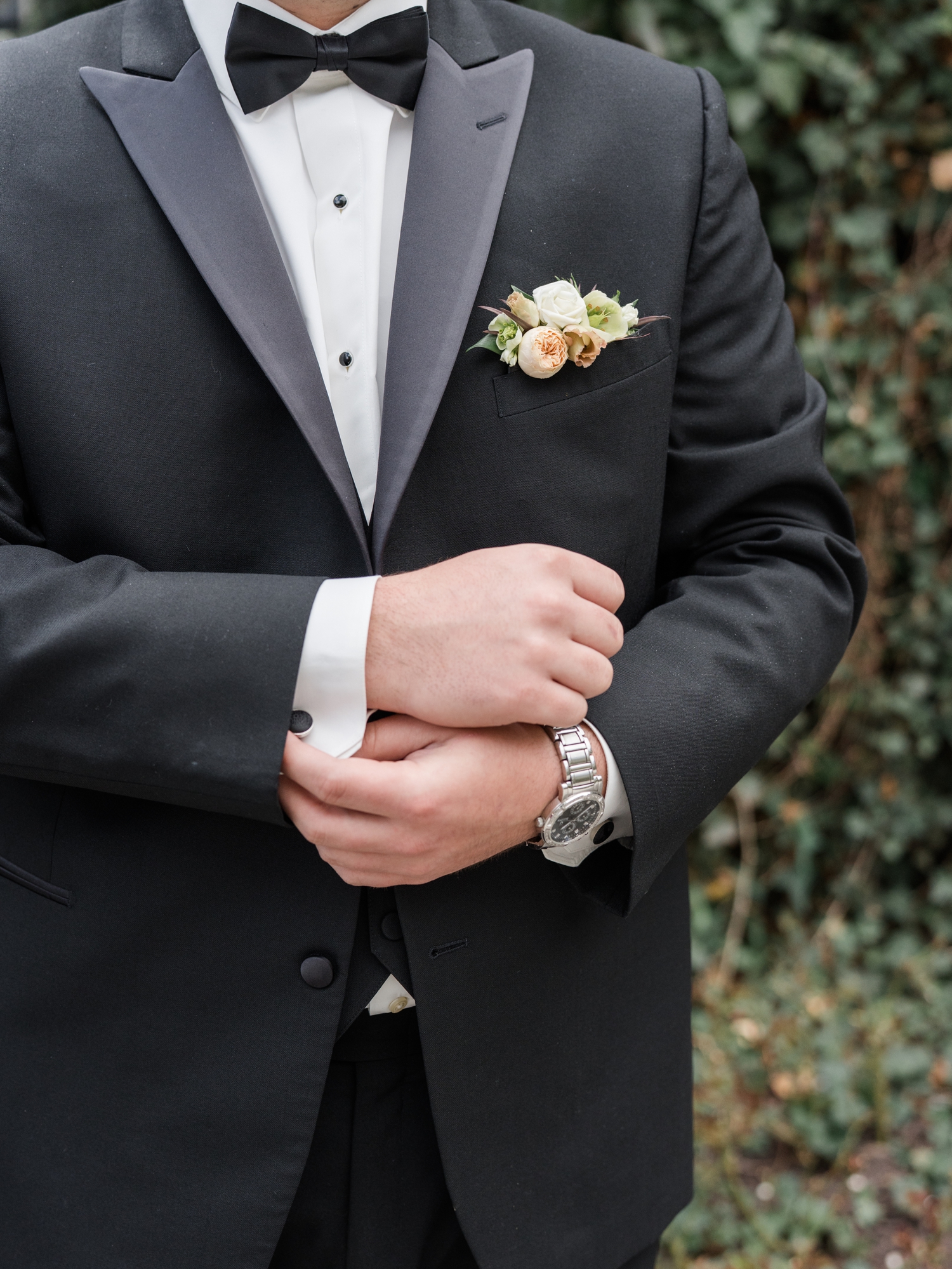 Greencrest Manor wedding photos by Michigan Wedding Photographer Courtney Rudicel