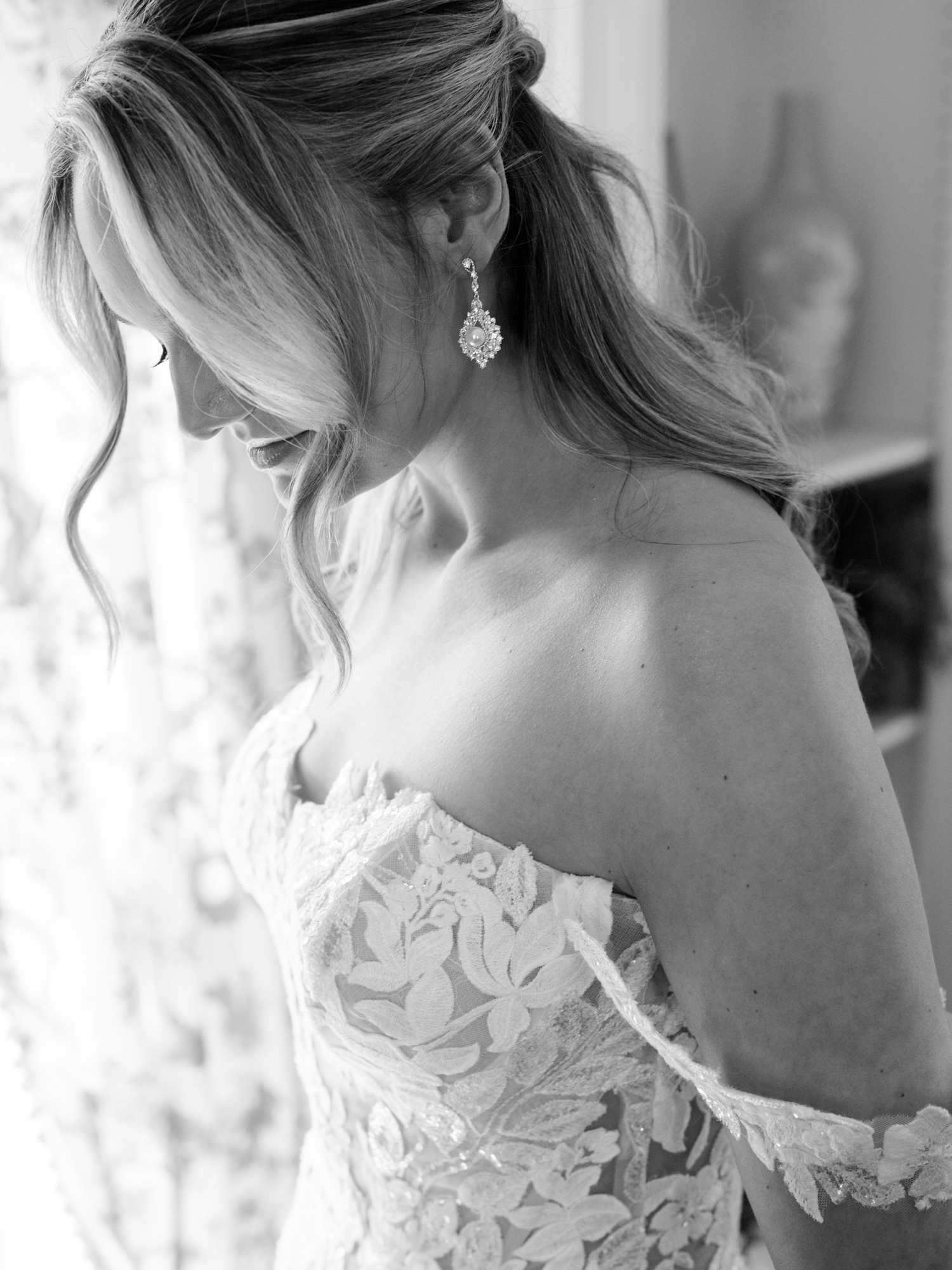 Greencrest Manor wedding photos by Michigan Wedding Photographer Courtney Rudicel