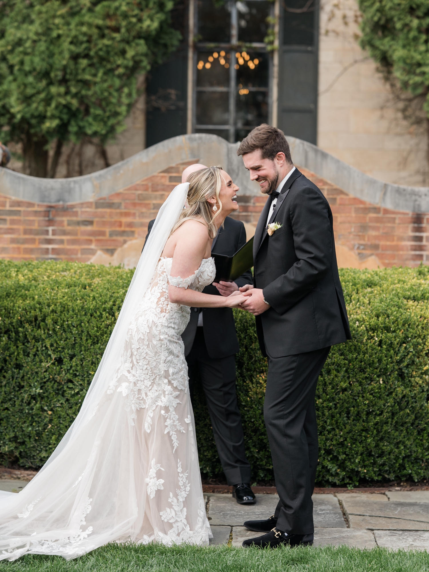 Greencrest Manor outdoor wedding ceremony by Michigan Wedding Photographer Courtney Rudicel