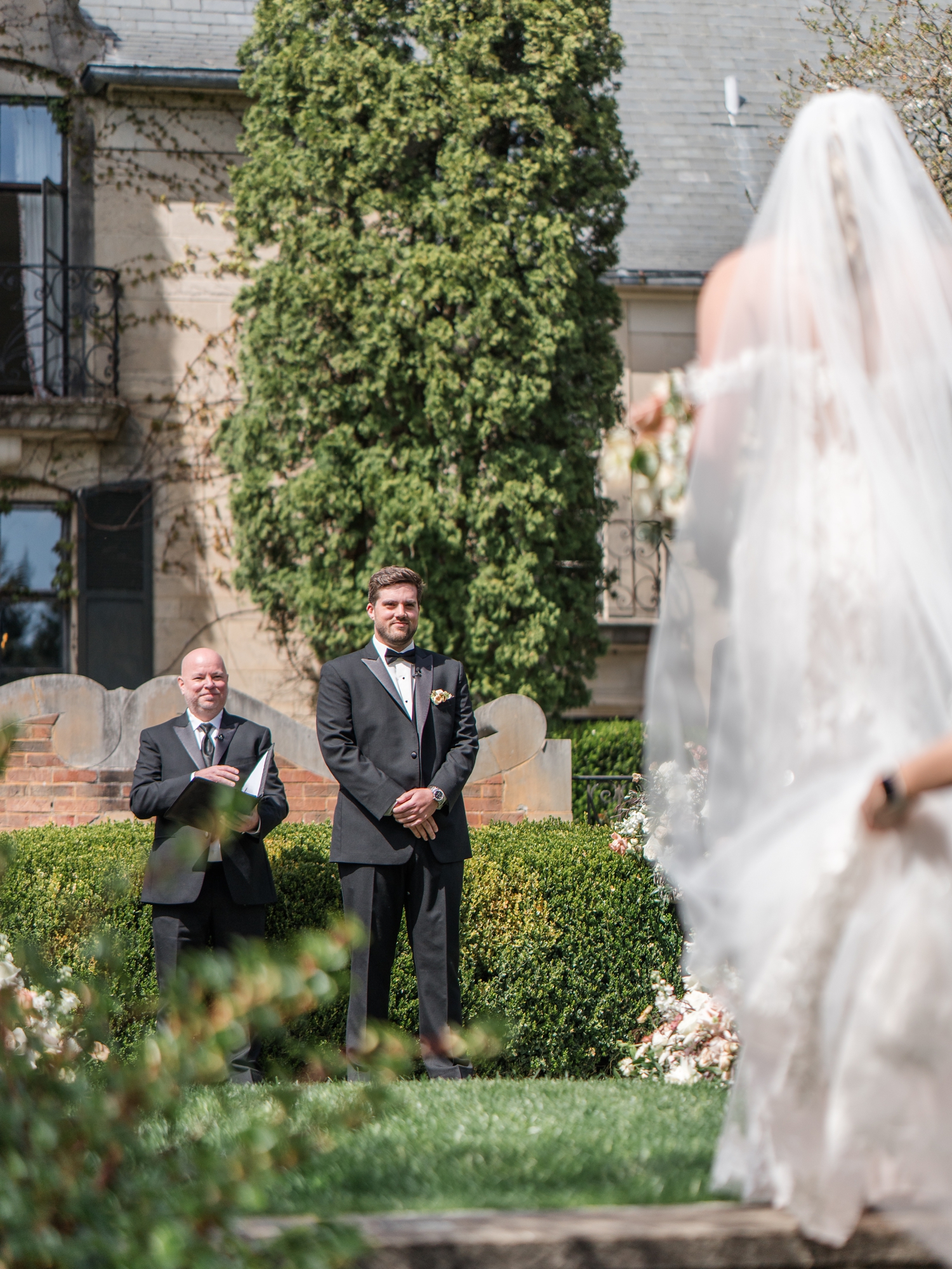 Greencrest Manor Estate Wedding by Michigan Wedding Photographer Courtney Rudicel