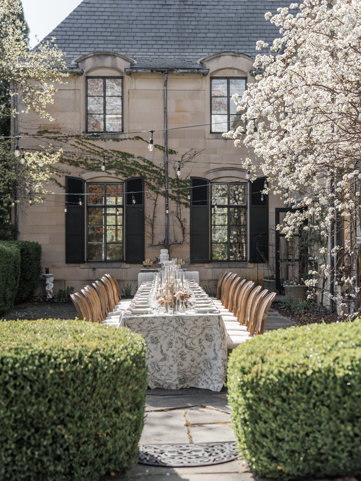 Greencrest Manor outdoor wedding reception al fresco by Michigan Wedding Photographer Courtney Rudicel