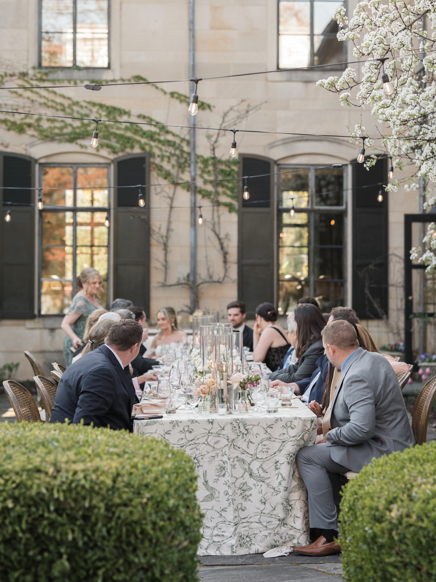 Cincinnati Wedding Photos by Ohio Wedding Photographer Courtney Rudicel