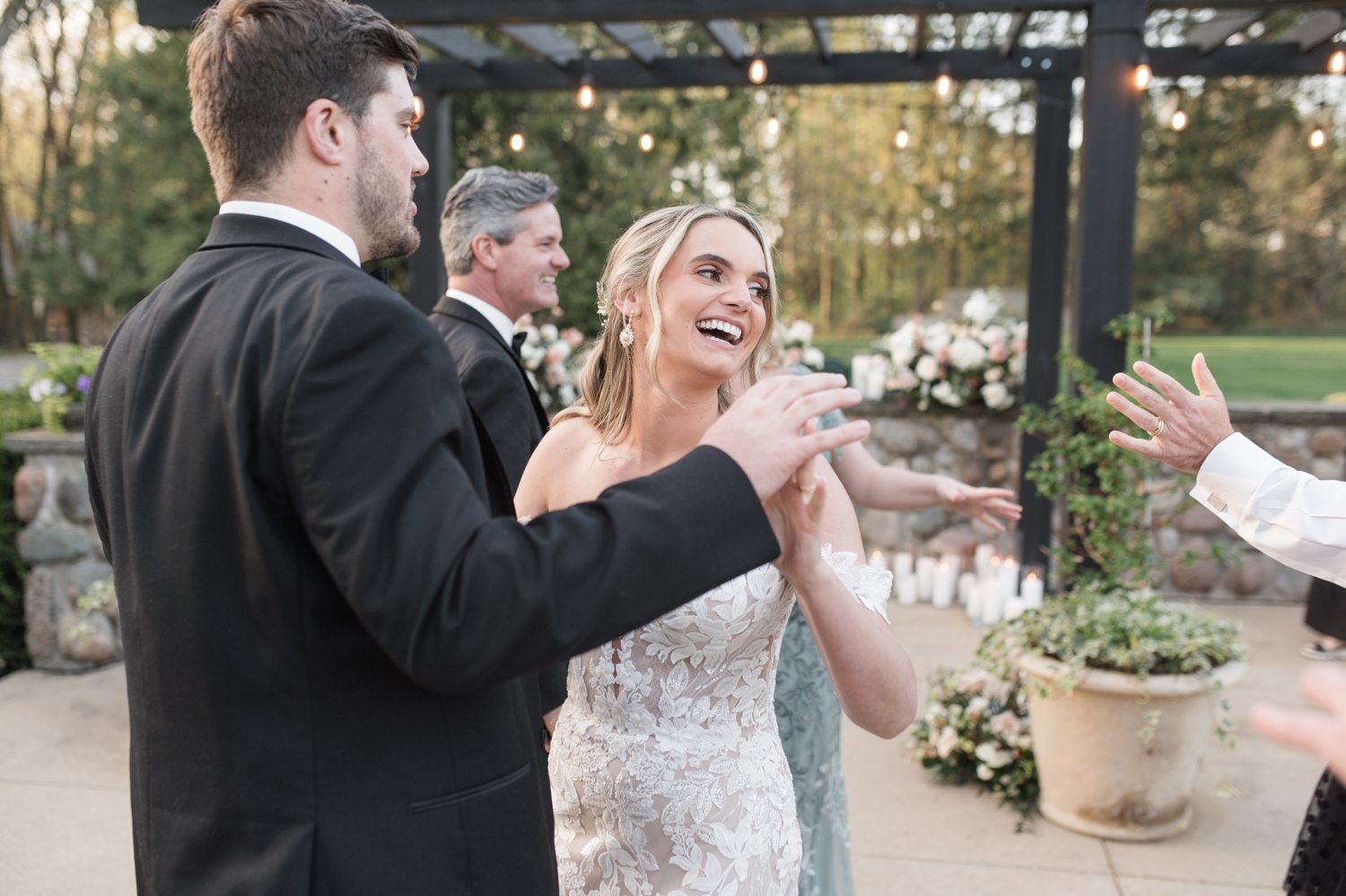 Greencrest Manor outdoor wedding reception by Michigan Wedding Photographer Courtney Rudicel