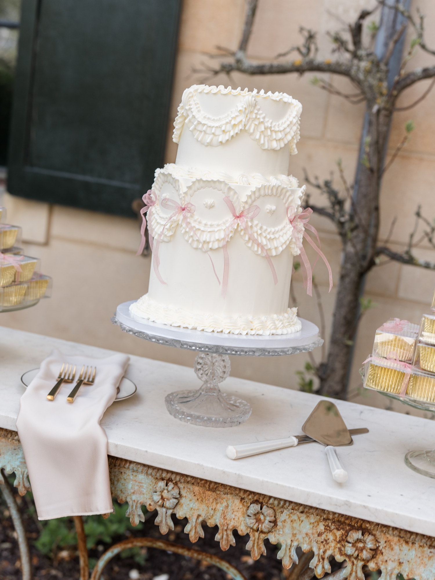 Greencrest Manor Estate Wedding by Michigan Wedding Photographer Courtney Rudicel