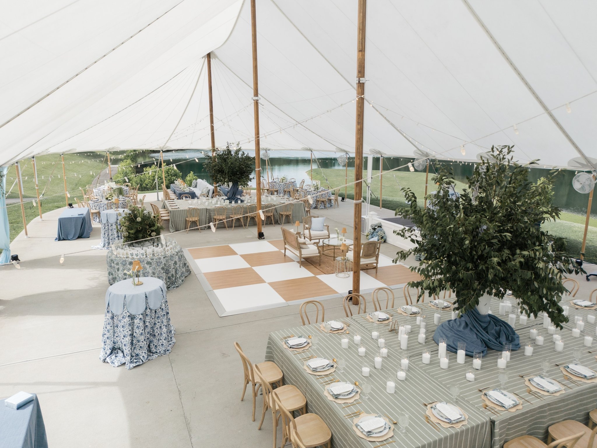 wideshot image of one of the best wedding venues with outdoor ceremony space cincinnati